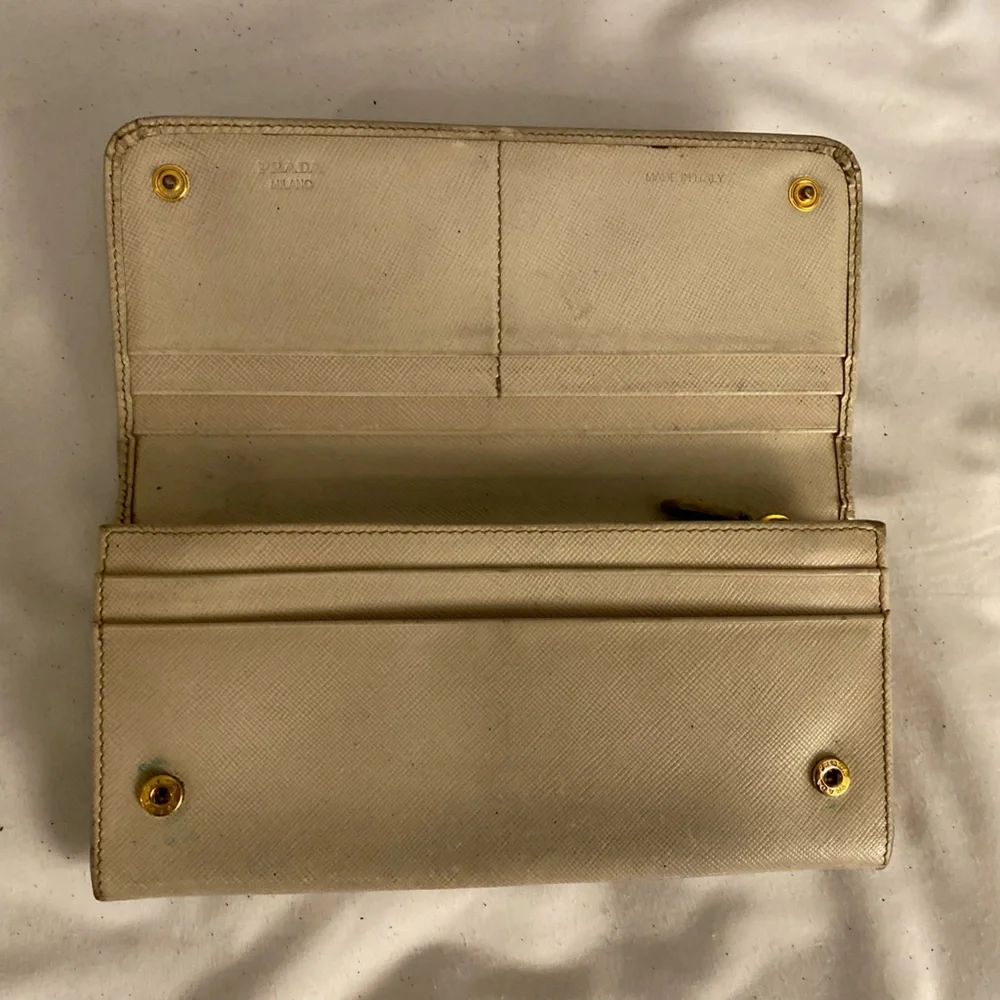 Prada long wallet - Picture 3 of 6